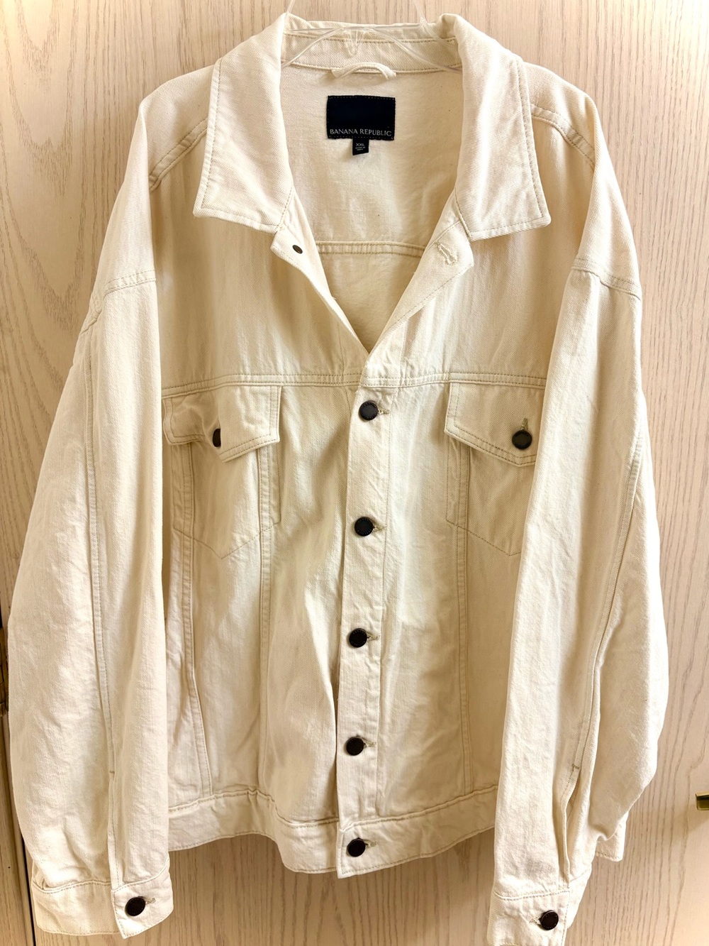 Banana Republic Cream Women’s Denim Jacket - Lovely Details